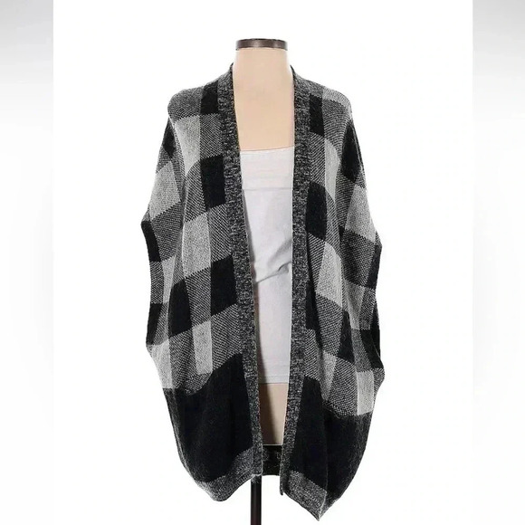 Banana Republic Mohair Wool Sleeveless Plaid Cardigan Sweater Cape Size XS-S - Picture 2 of 4